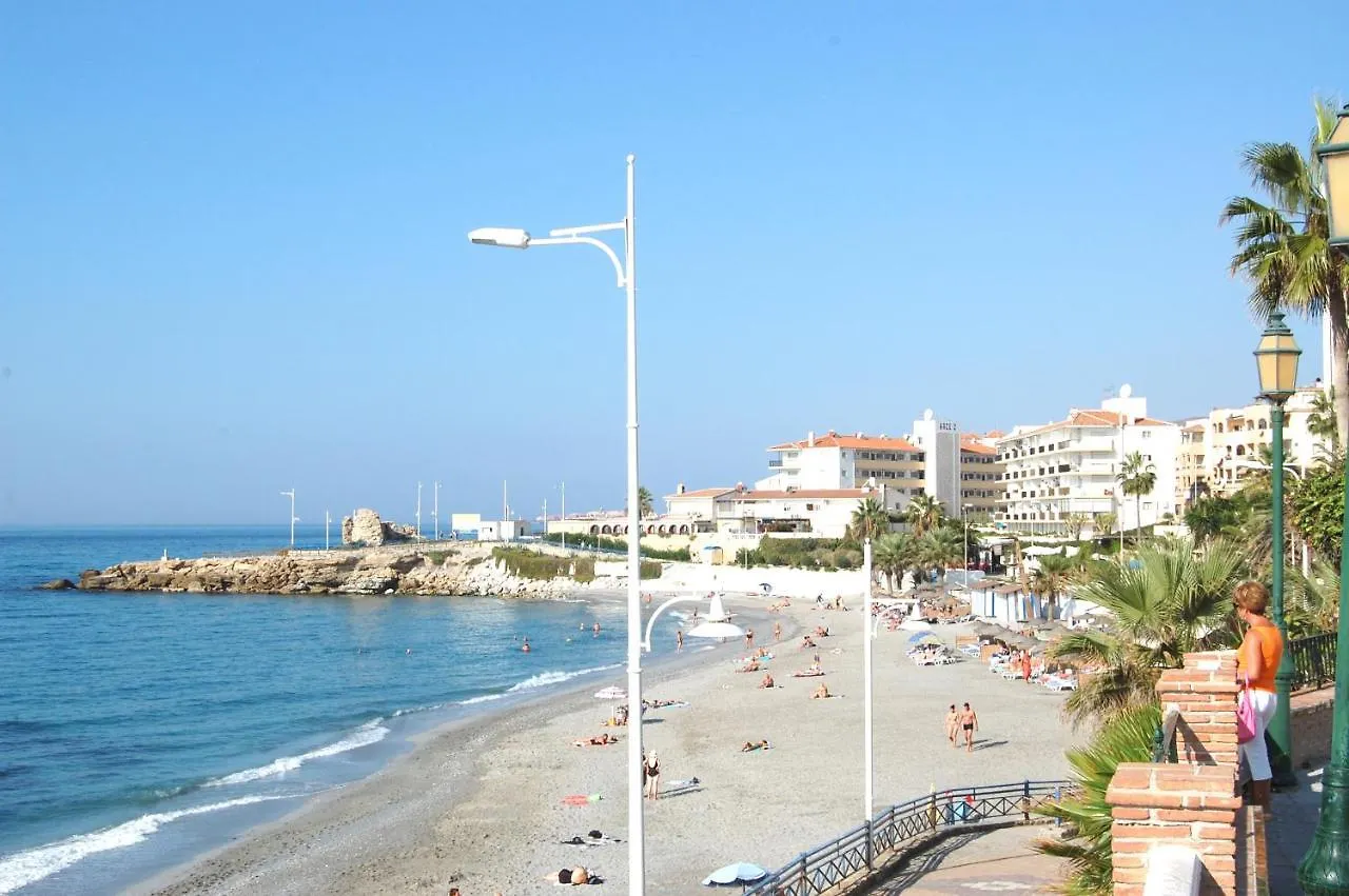 Delfin Nerja Apartman