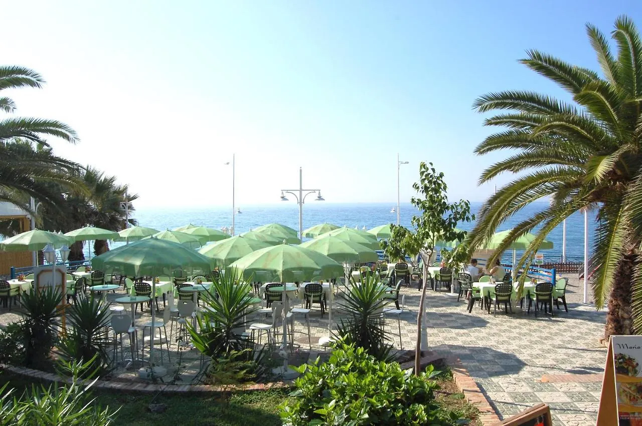 Delfin Nerja Apartman