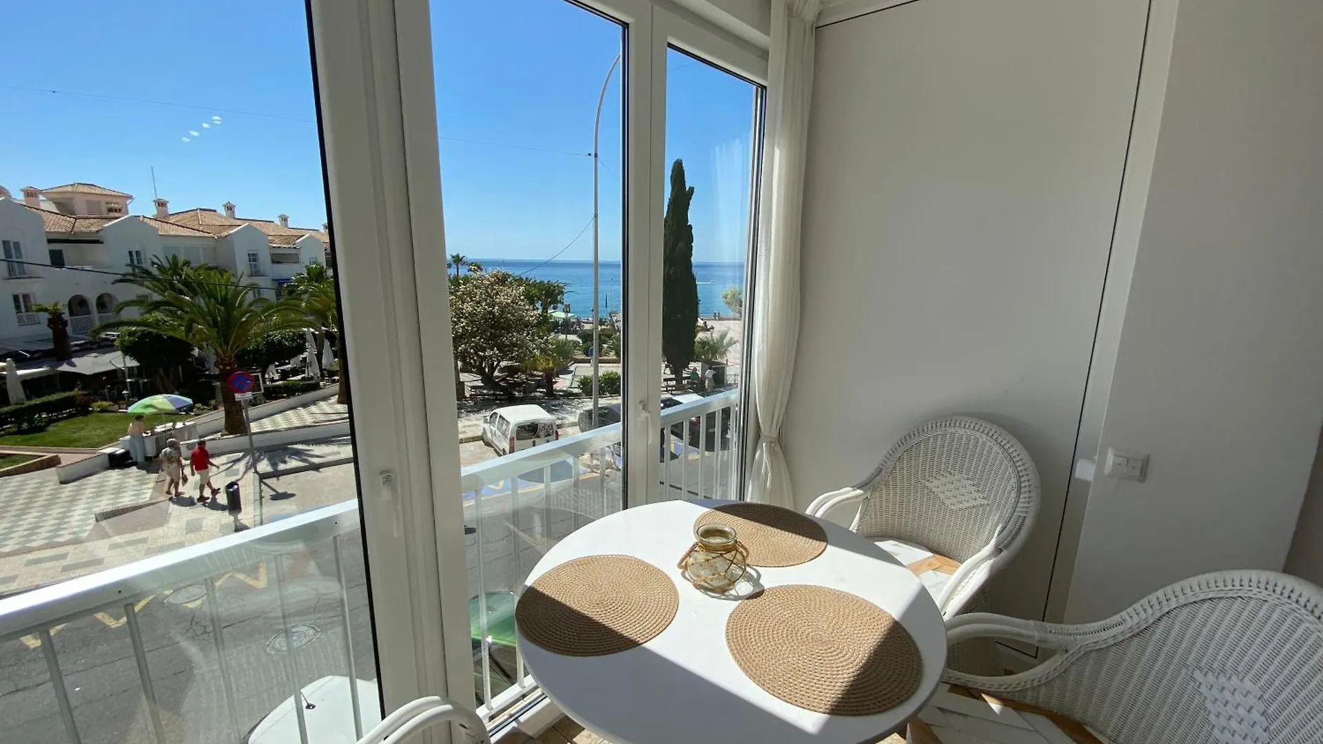 Delfin Nerja Apartman