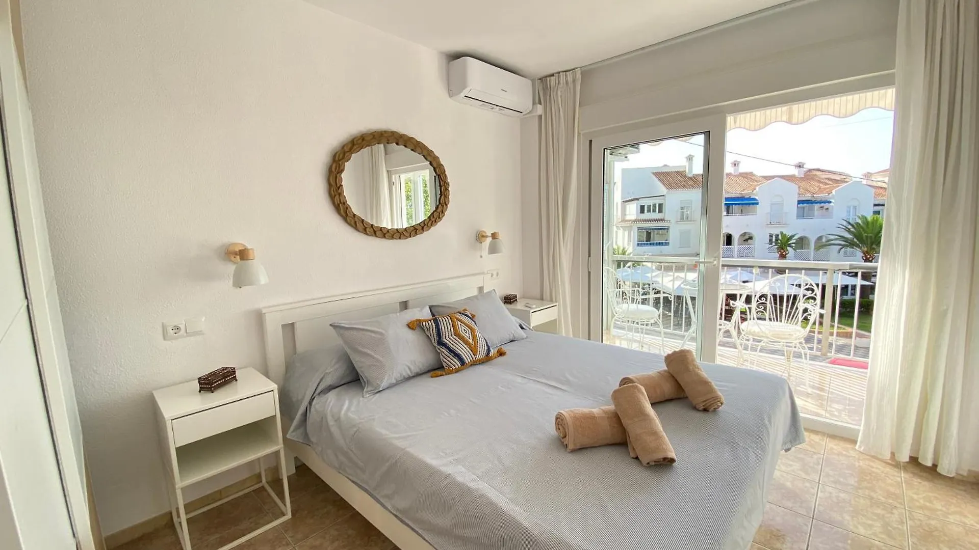 Delfin Nerja Apartman